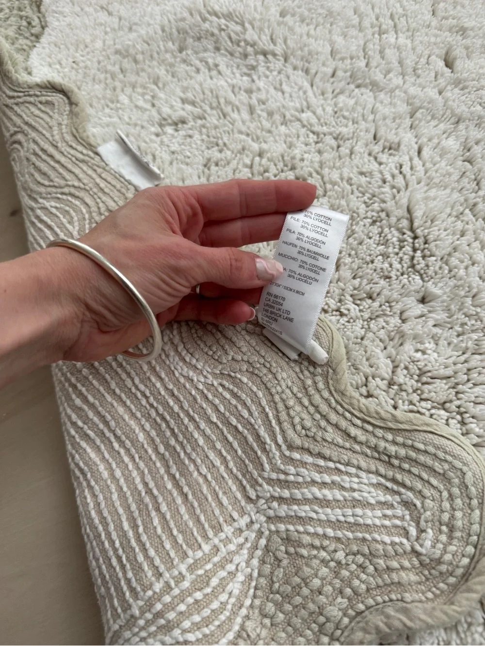 Maeve by Anthropologie Scalloped Cotton Bathroom Mat rug sage plush home decor